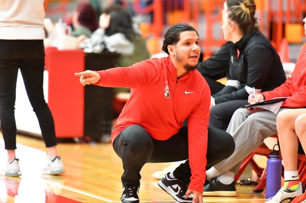 Franco Elevated to Lead Everett Women's Basketball Program